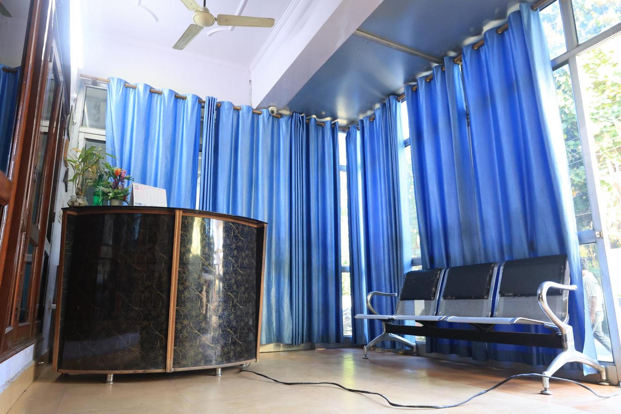 Anmol Residency Dehradun Hotel ภายนอก รูปภาพ